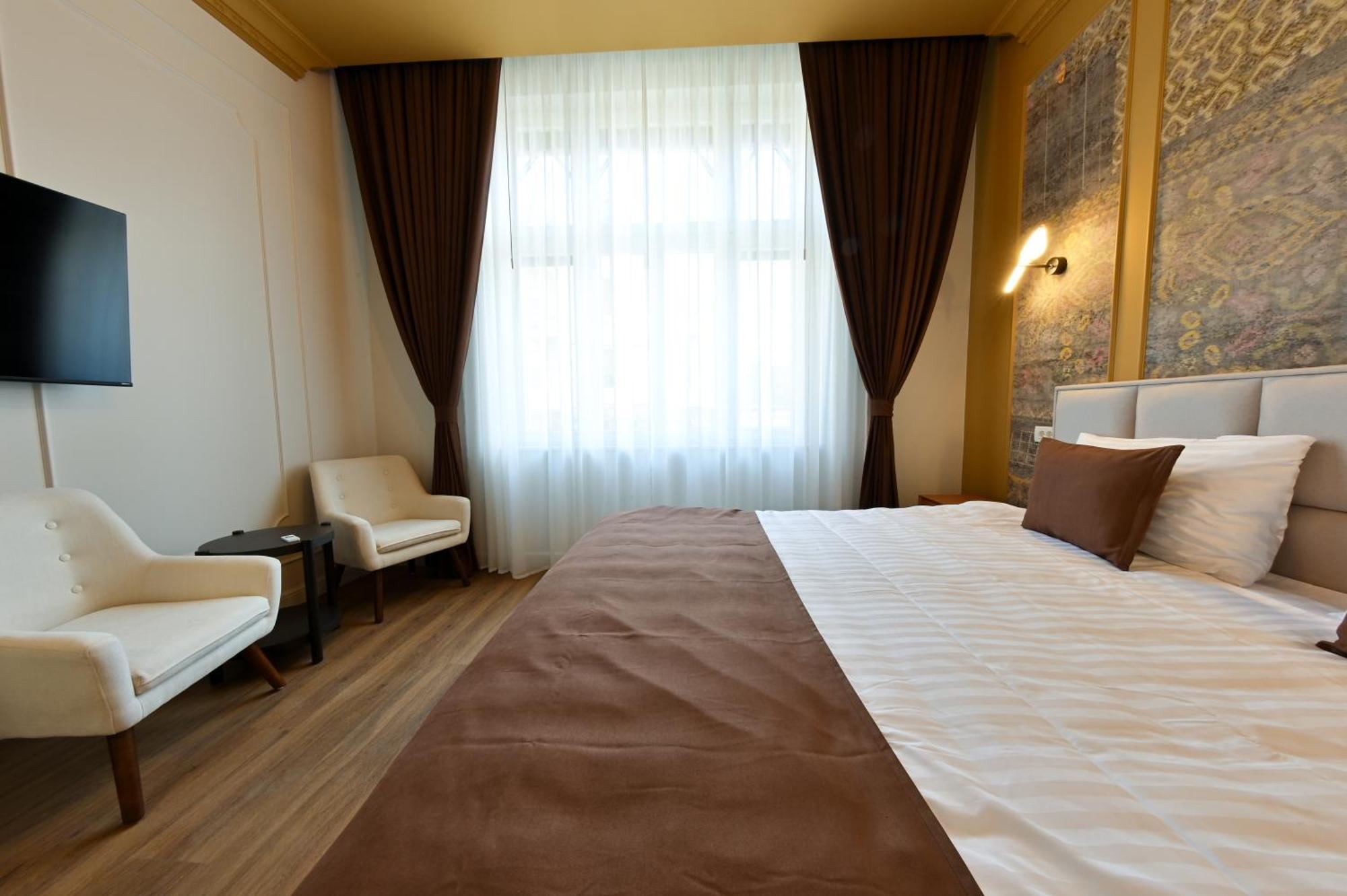 Leda Residence Nagyvárad Kültér fotó
