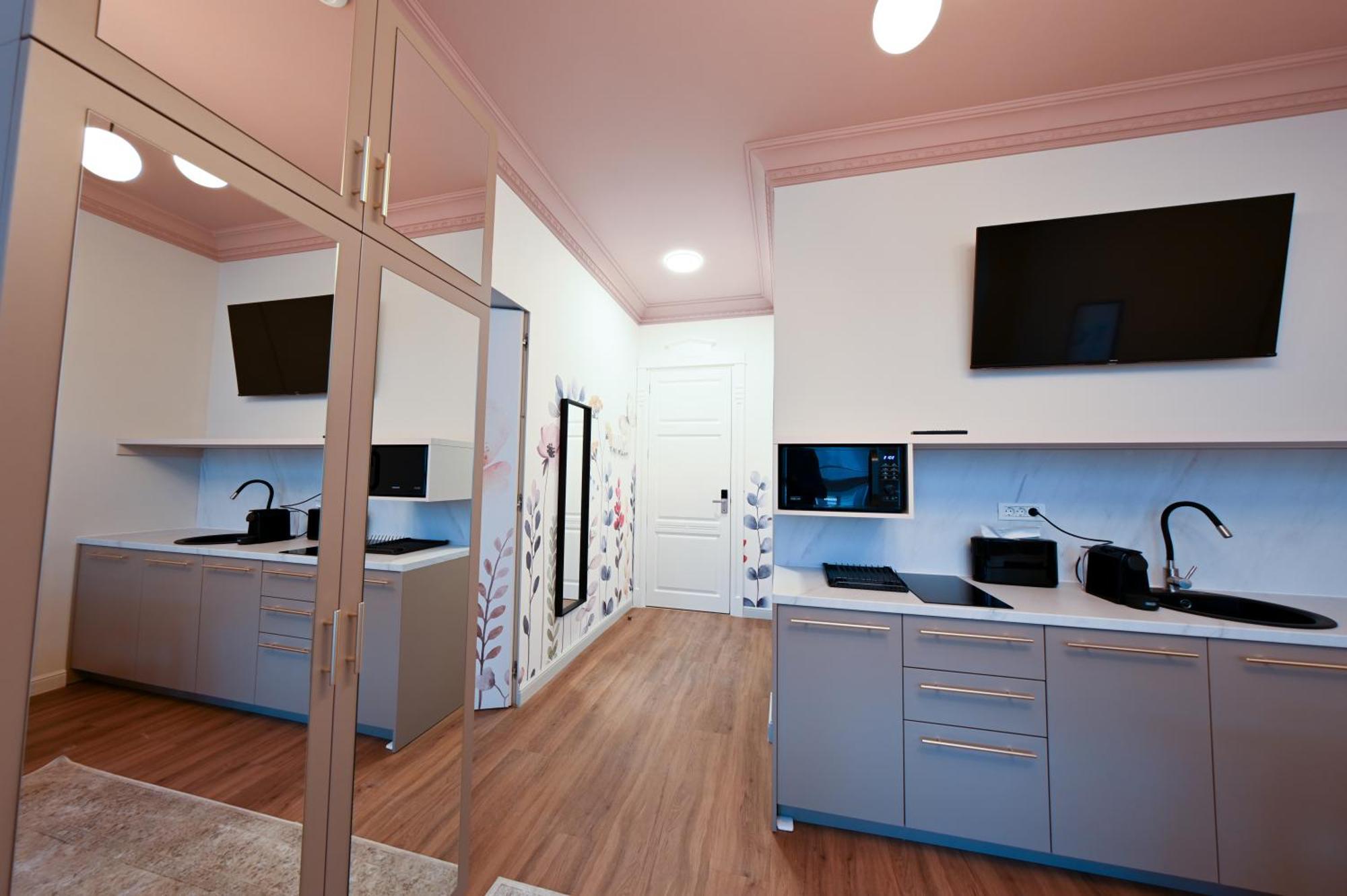 Leda Residence Nagyvárad Kültér fotó