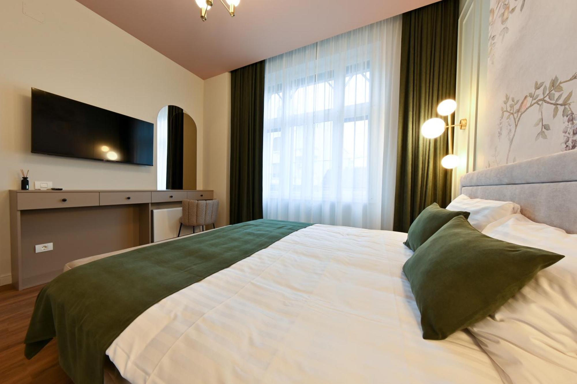 Leda Residence Nagyvárad Kültér fotó
