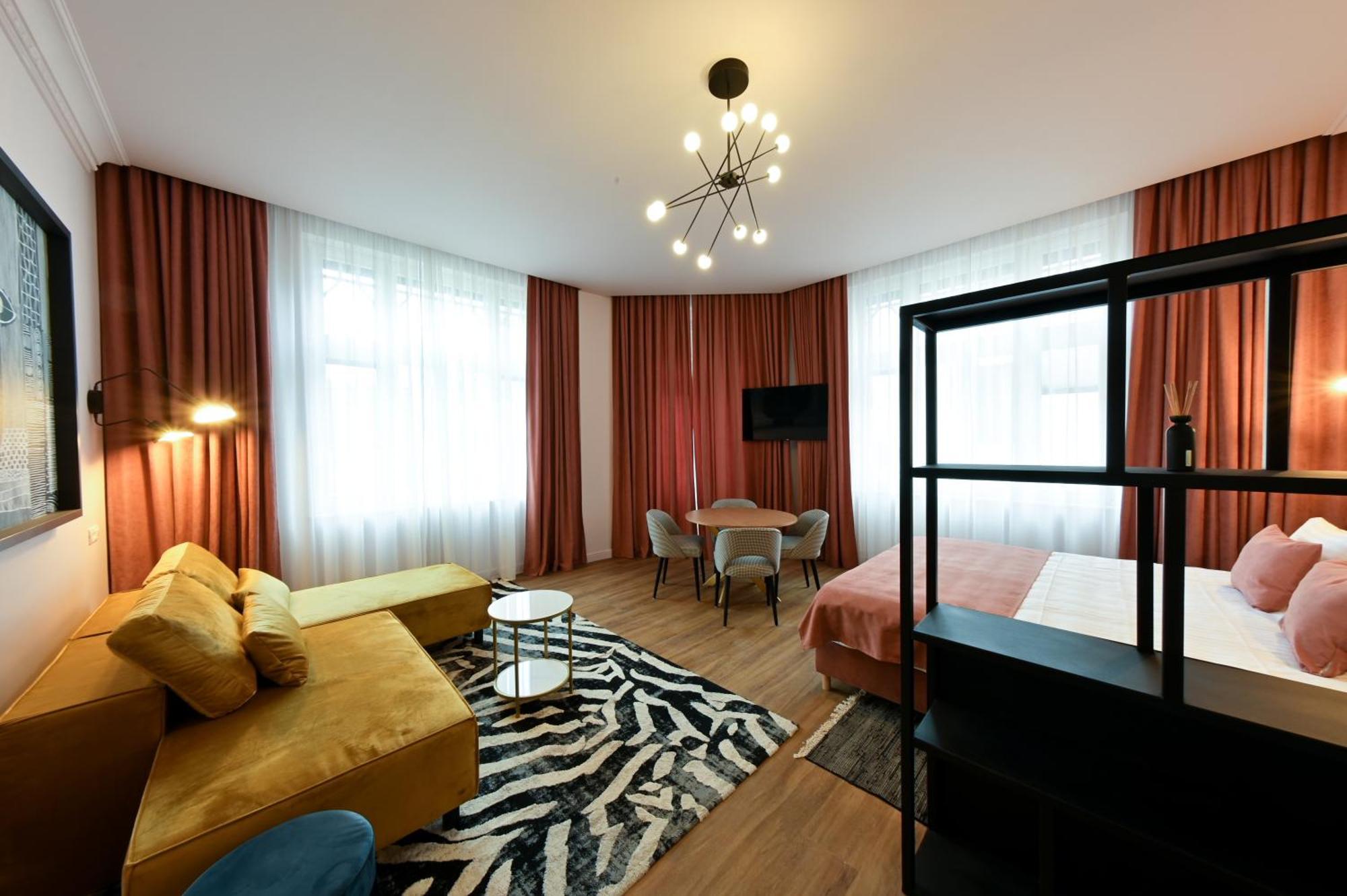 Leda Residence Nagyvárad Kültér fotó